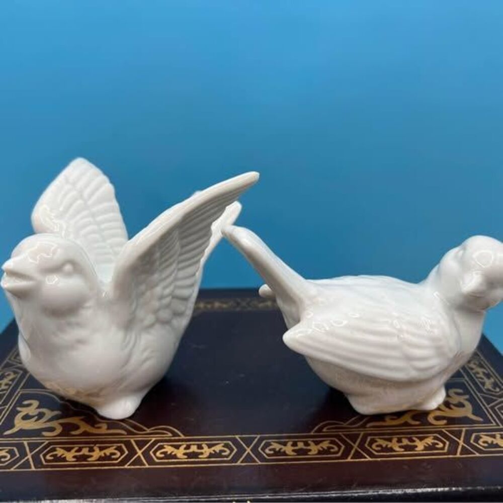 Ceramic White Pair of Birds